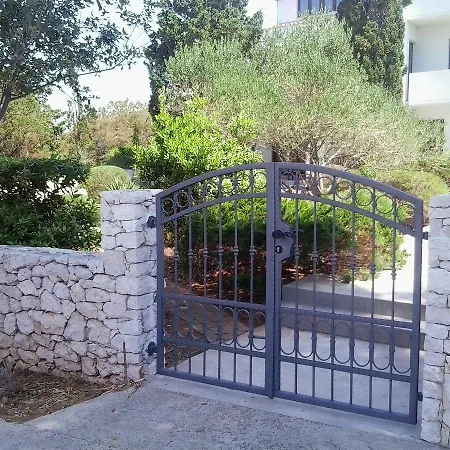 Delfina Apartamento *